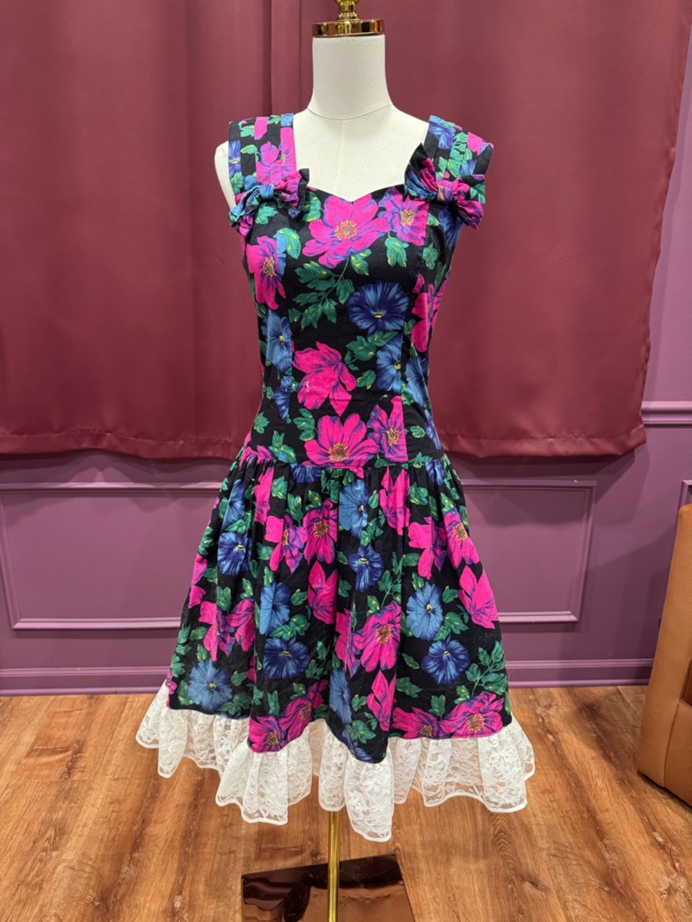 Floral Fit-and-Flare Dress with Lace Hem/Tulle